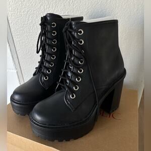 NEW Marco Women's Black Chunky Heel Ankle Boots Combat Style Size 6